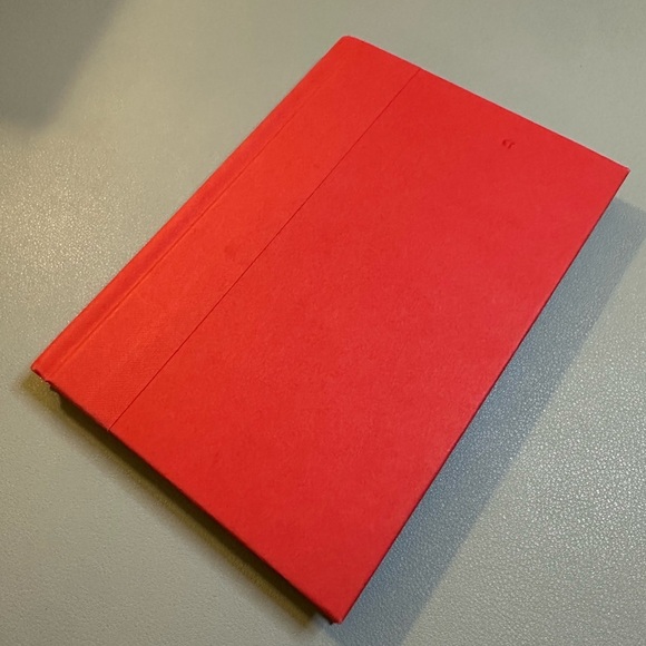 Keep Calm and Carry On self-help book - Picture 3 of 3